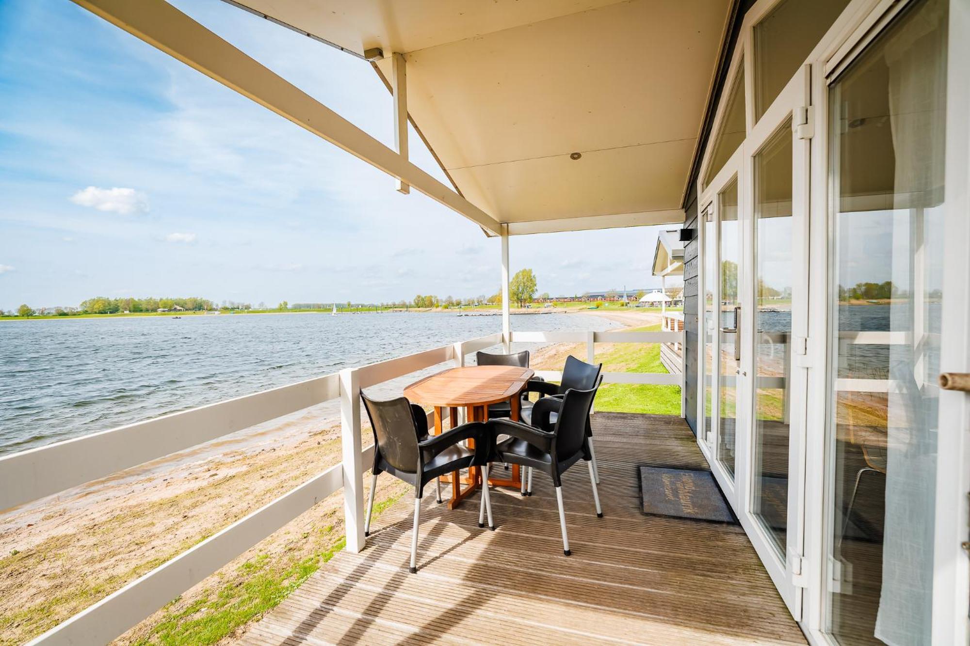 Vakantiepark Eiland Van Маурік Номер фото